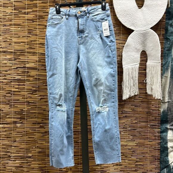 Vanilla Star Juniors' Ripped Raw-Hem Jeans -‎ Sulley Size 15 inseam - Picture 2 of 3